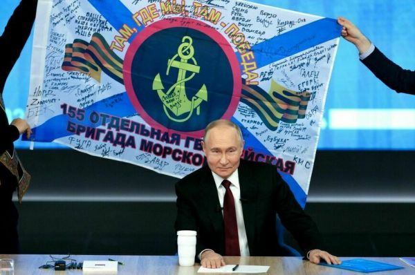 Стал меньше шутить и почти перестал смеяться Стал меньше шутить и почти перестал смеяться