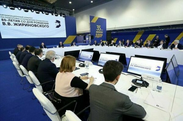 Володин: Жириновский ставил вопросы развития страны выше партийных интересов