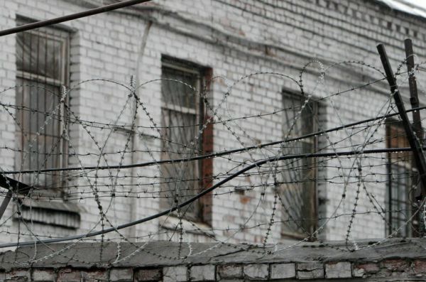 За порчу имущества из-за вражды хотят сажать в тюрьму