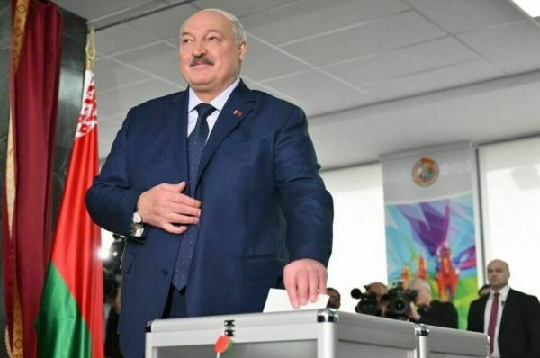 Лукашенко и кандидаты: как в Белоруссии прошли выборы президента Лукашенко и кандидаты: как в Белоруссии прошли выборы президента