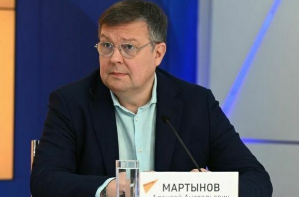 Политолог объяснил, почему новые заявления Трампа говорят о его некомпетентности Политолог объяснил, почему новые заявления Трампа говорят о его некомпетентности