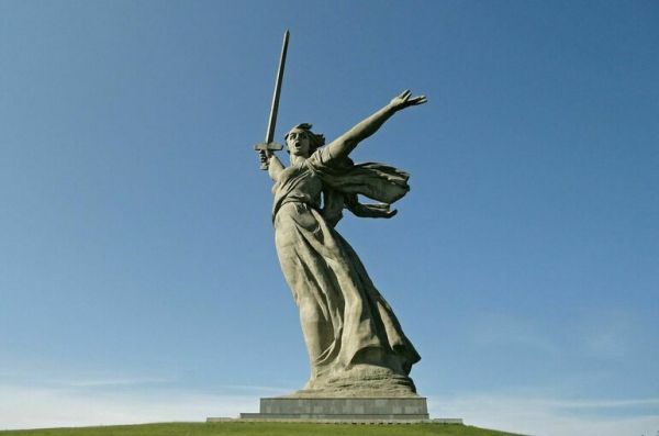 Володин провел совещание по подготовке форума в честь 80-летия Великой Победы Володин провел совещание по подготовке форума в честь 80-летия Великой Победы