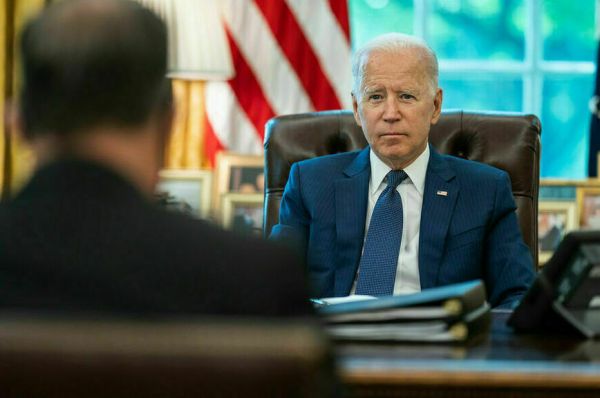 Что может стоять за желанием Трампа возобновить диалог с Россией?