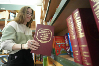 Депутат Журова считает, что федерация хоккея примет по РФ промежуточное решение