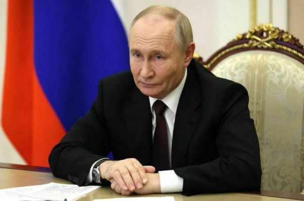 Путин: В меморандум России и Украины может войти прекращение огня