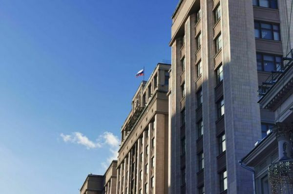 В Госдуме оценят работу законов о защите прав клиентов банков