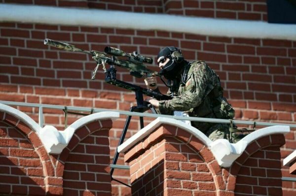 Запугать россиян дронами перед Днем Победы не получилось