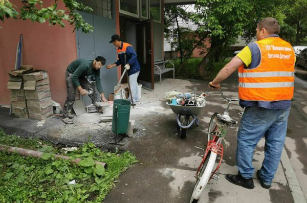 Бесхозным домам предложили назначать управляющую компанию на три года Бесхозным домам предложили назначать управляющую компанию на три года