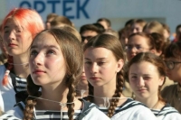 Госдума 11 июня обсудит с кабмином организацию детского отдыха