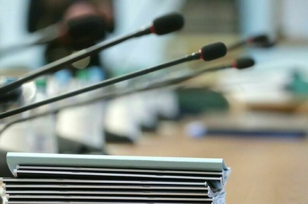 Комитет Госдумы одобрил снижение штрафов за перевозку в такси без полиса