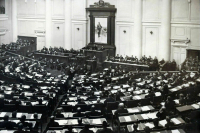 Восторг и &laquo;подводные камни&raquo;: как принималась декларация о госсуверенитете России