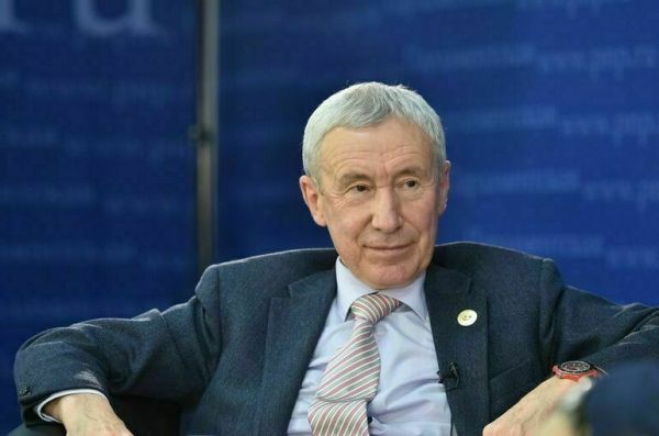 Сенатор Климов: у президентов России и США намного больше общих тем, чем хотелось бы нашим недругам Сенатор Климов: у президентов России и США намного больше общих тем, чем хотелось бы нашим недругам