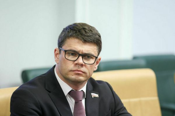 Депутат Боярский: Использование ИИ мошенниками должно быть отягчающим обстоятельством Депутат Боярский: Использование ИИ мошенниками должно быть отягчающим обстоятельством