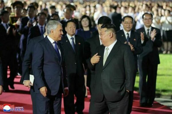 КНДР и Россия вместе противостоят неонацизму