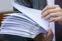 Депутат Хамзаев предложил ввести маркировку метанола цветом и запахом