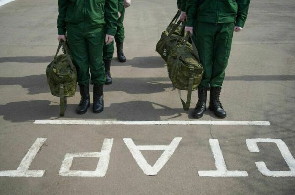 Порядок назначения штрафов за несообщение о поездках во время призыва хотят уточнить