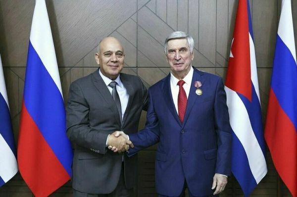 Депутату Мельникову вручили высшую госнаграду Кубы Депутату Мельникову вручили высшую госнаграду Кубы