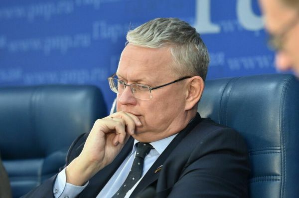 Штрафы за злоупотребление должностными полномочиями предложили повысить Штрафы за злоупотребление должностными полномочиями предложили повысить