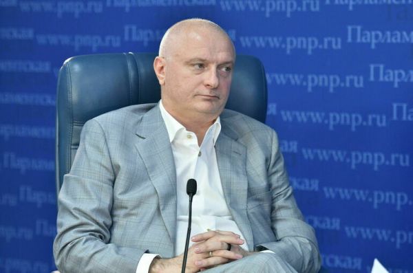 Соцгарантии, суверенитет, ценности: как Конституция задала вектор развития России