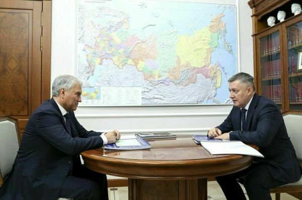 Володин провел встречу с губернатором Иркутской области Кобзевым Володин провел встречу с губернатором Иркутской области Кобзевым