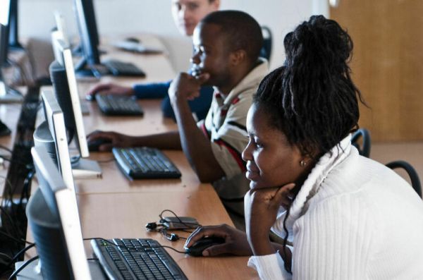 Около четырех тысяч угандийцев получили высшее образование в России