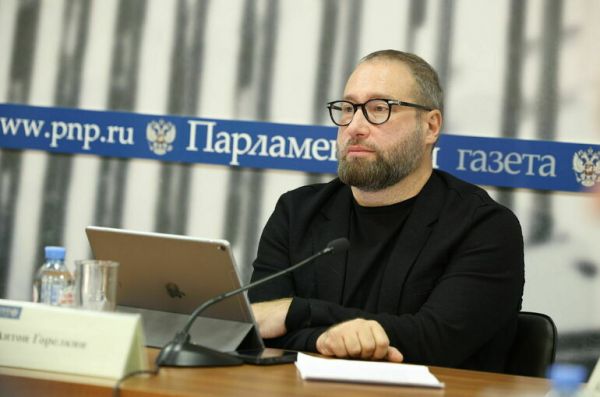 Депутат Горелкин призвал деанонимизировать создание публичных каналов в МАХ