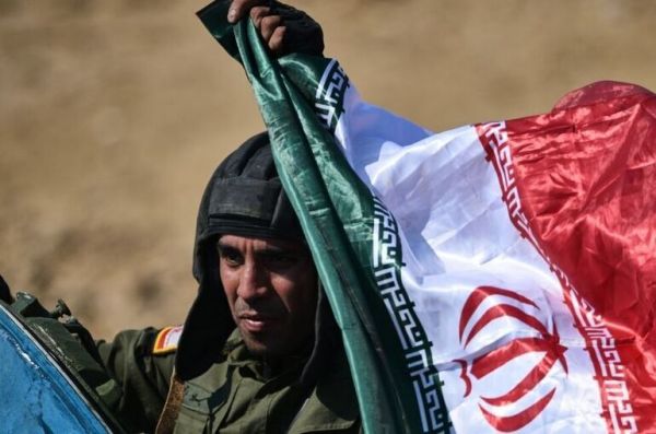 От ракет малой дальности до гиперзвука: каким оружием обладает Иран