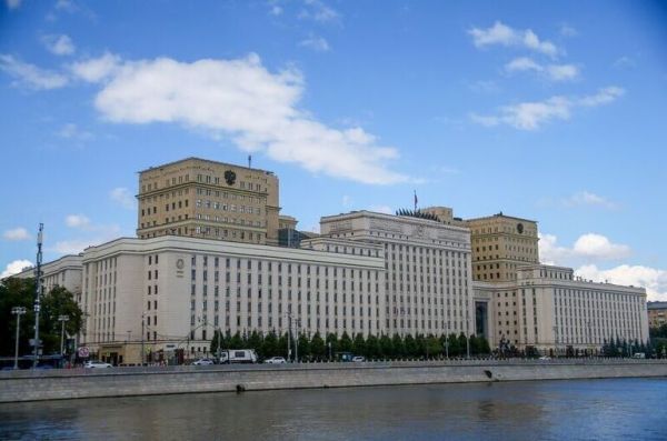 В Госдуму внесли законопроект о праве Минобороны получать данные ЗАГС В Госдуму внесли законопроект о праве Минобороны получать данные ЗАГС