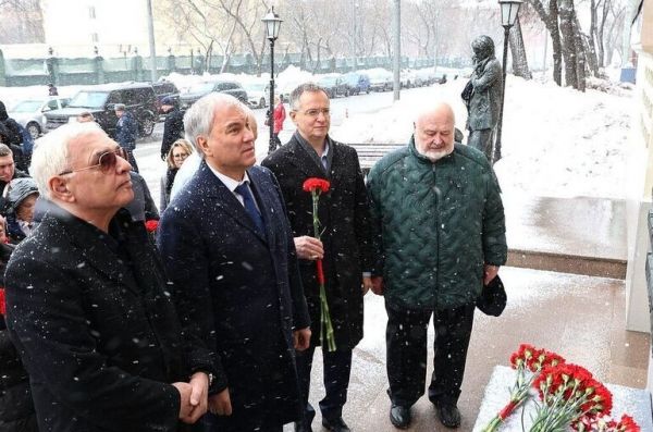 Володин почтил память Говорухина