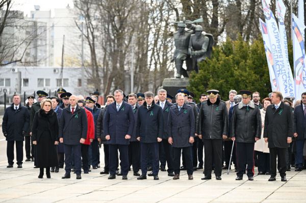 Валентина Матвиенко: Россия никому и никогда не позволит посягнуть на Калининград Валентина Матвиенко: Россия никому и никогда не позволит посягнуть на Калининград