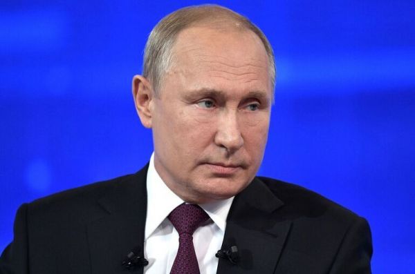 Путин: Обсуждаем с партнерами придание Дню Победы международного значения Путин: Обсуждаем с партнерами придание Дню Победы международного значения