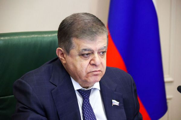 Сенатор Джабаров: Народ поддержит президента в случае жесткого ответа Украине Сенатор Джабаров: Народ поддержит президента в случае жесткого ответа Украине